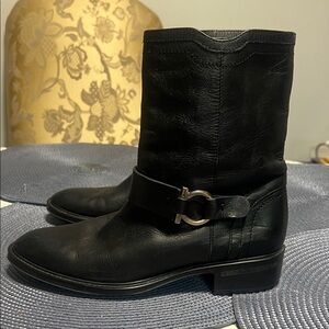Salvatore ferragamo Black Leather Ankle Boots